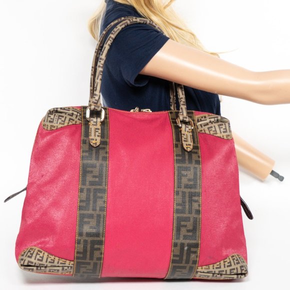 ❌ SOLD! ❌ FENDI Zucca Red Bag - Picture 16 of 16